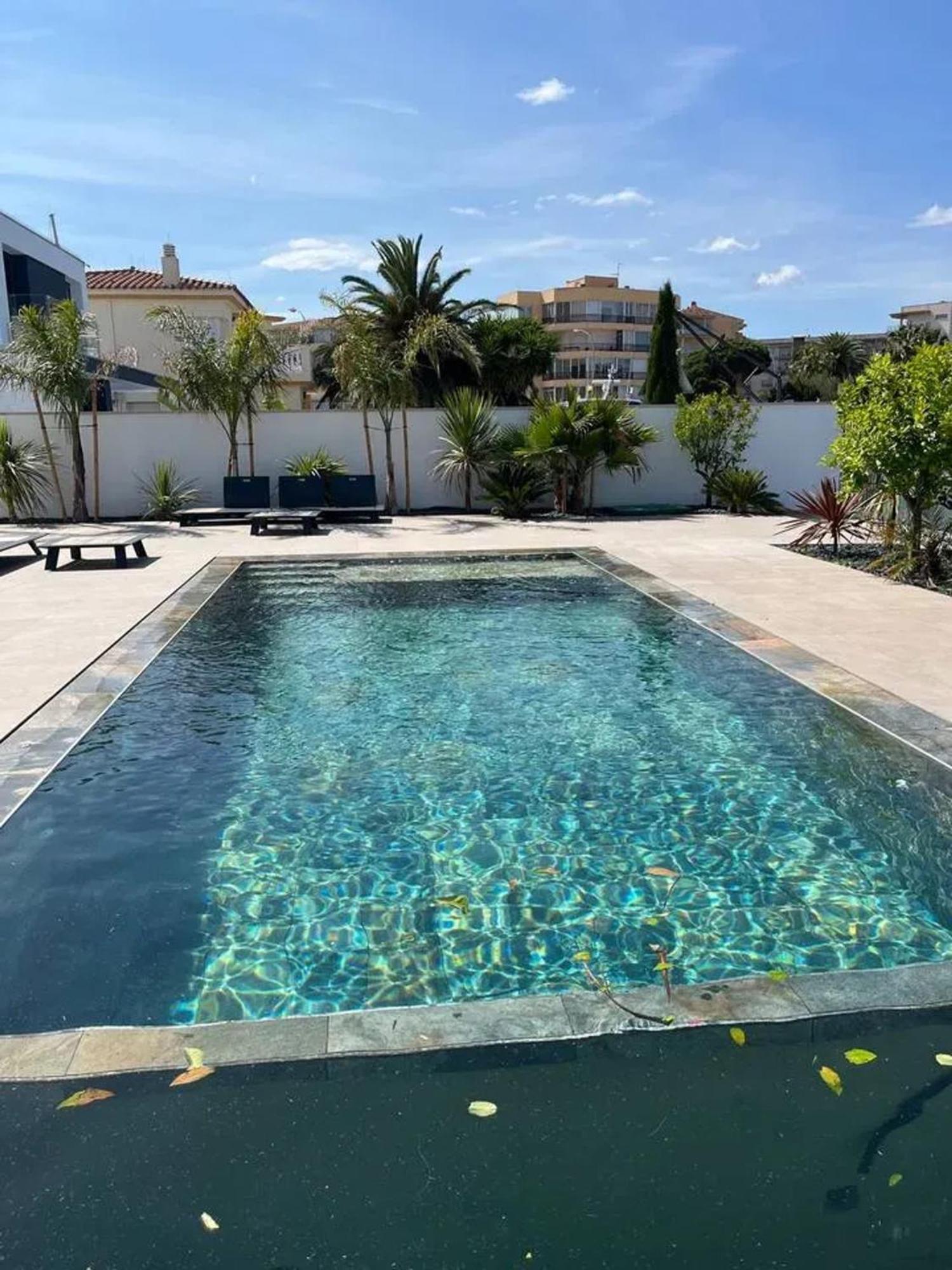 Elegant In + Pool Villa *